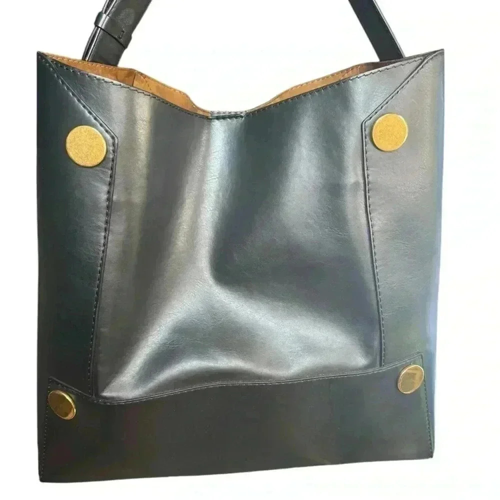 Stella Mc Cartney Stella Popper Bucket Bag Black Color Gold Hardware. - Picture 9 of 14